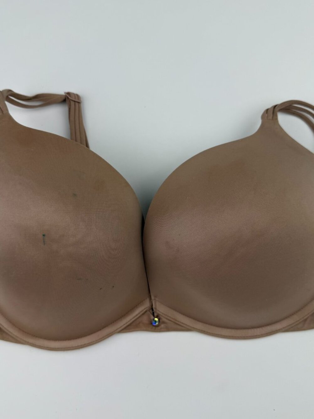 Victoria's Secret Very Sexy Push-Up Bra 34DDD Nude Rhinestone Charm Flawed